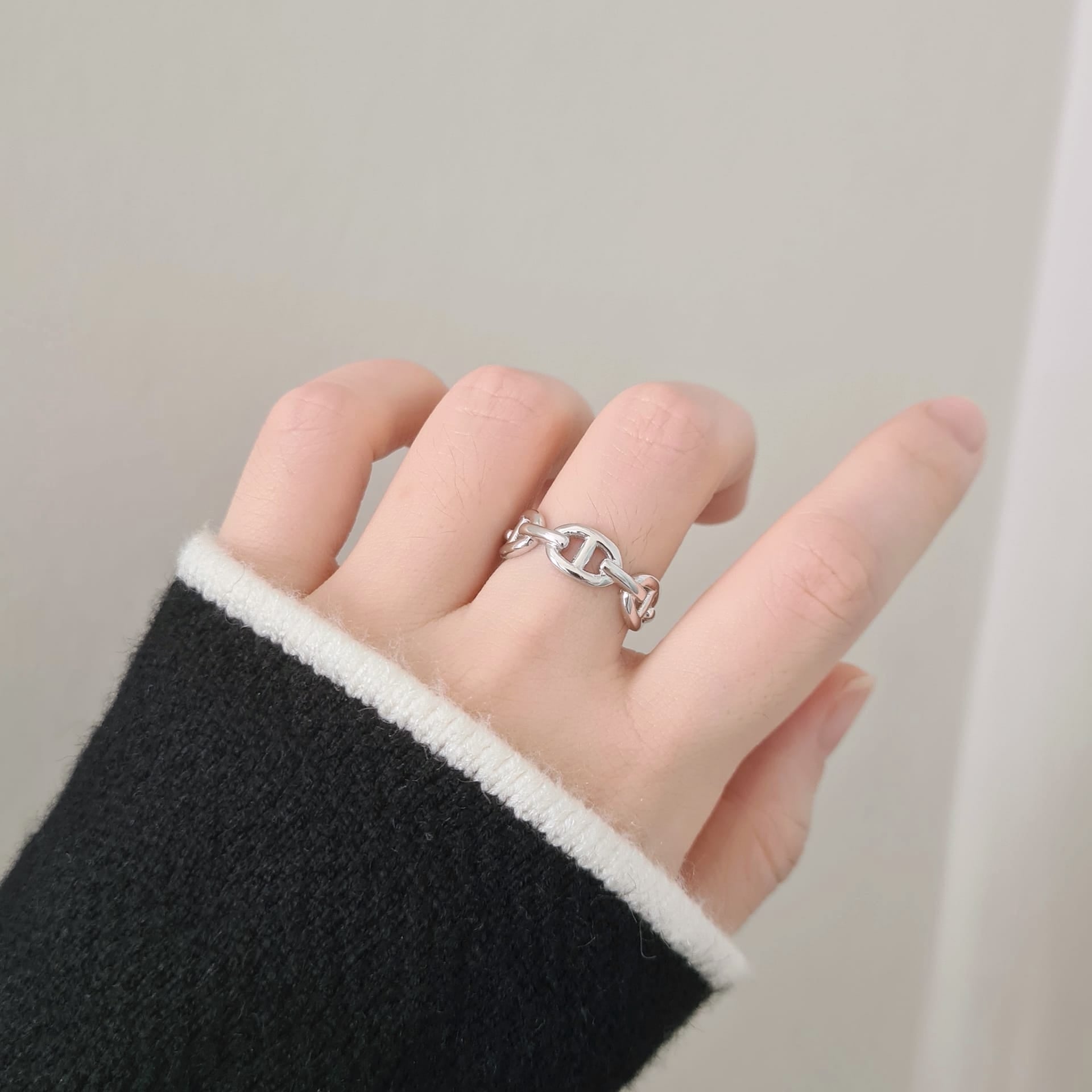 Mabel Ring 925 Silver – 5ive Letters